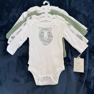 NWT 0-3 Month 4-Pack Bodysuits Long Sleeve